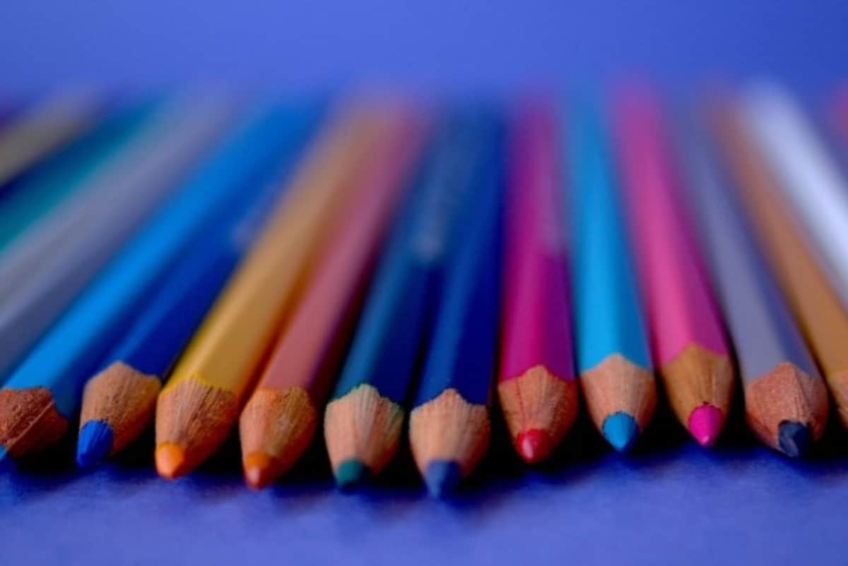 Reasons Why Colored Pencils Break