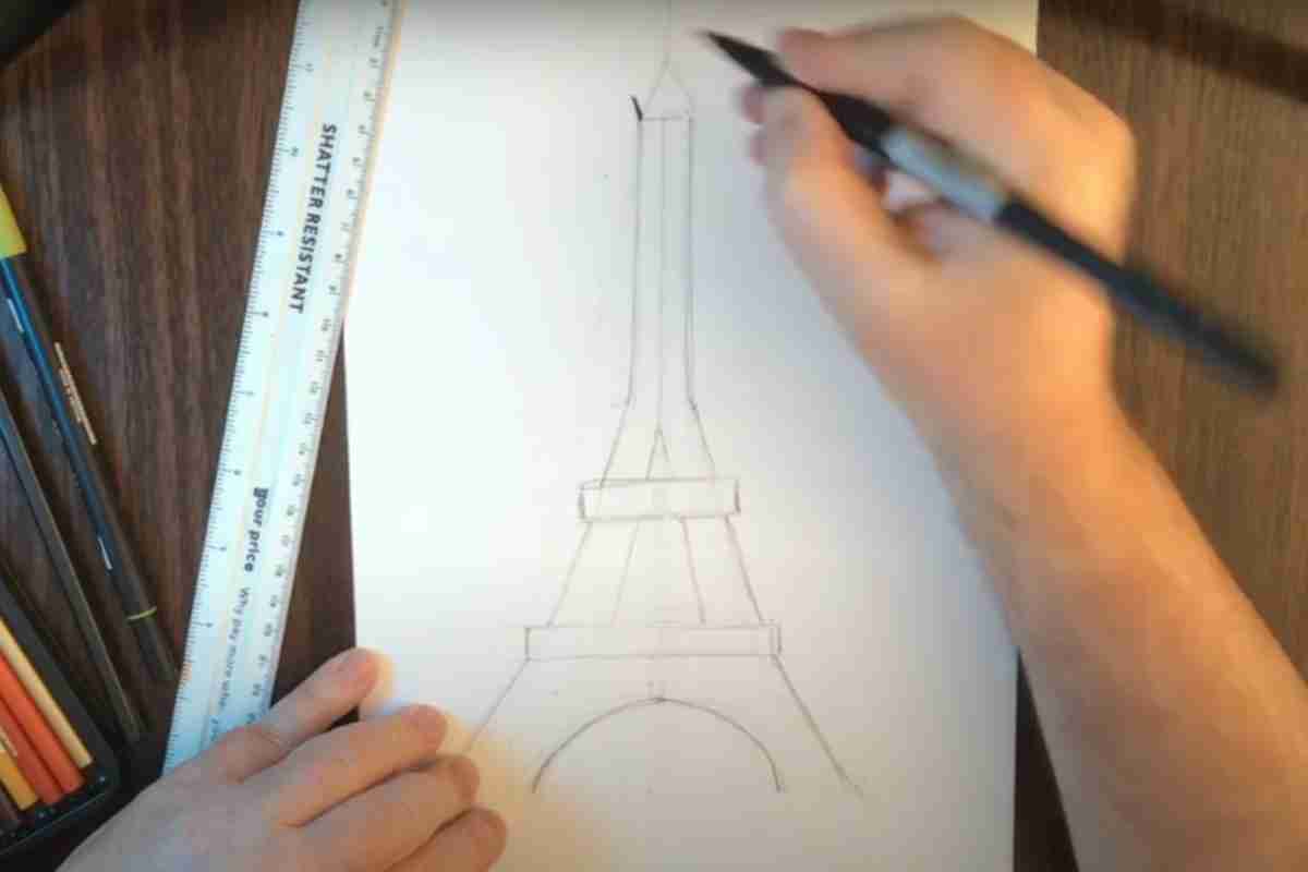 Draw The Basic Shape Of The Eiffel Tower